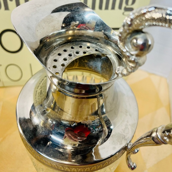 Vintage Set of 2 Victorian Silver & Pressed Glass High Quality Pitcher RARE Set - Picture 12 of 15